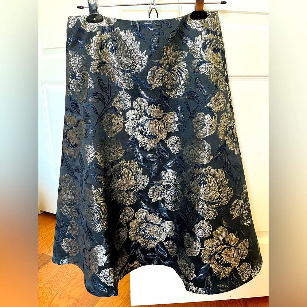 Ann Taylor Black Floral Embellished Skirt, Size 2P, Brand New with Tags NWT